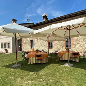 agriturismo-la-collina-del-sole.emilia-romagnahotels.net/